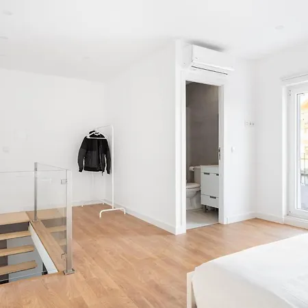 Altido Modern 2-level Flats Near Ajuda Palace * Lissabon
