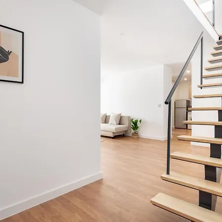 Altido Modern 2-level Flats Near Ajuda Palace * Lissabon